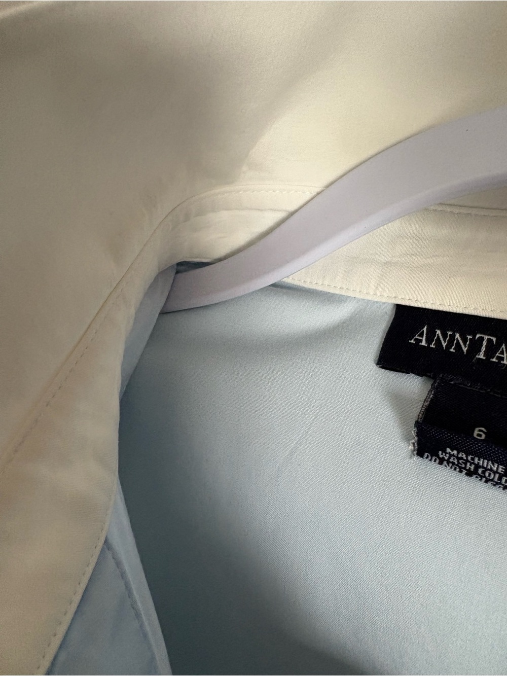 ANN TAYLOR Light Blue Button Down White Collar Cuffs Preppy Corporate Size 6 - Picture 8 of 12